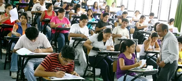 DE LA PUENTE Foto Agencia Andin